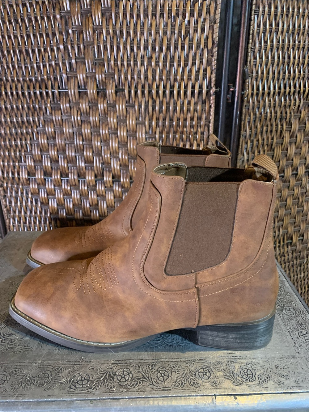 J.S.O.L.E. Men’s Western Faux Leather Boots Size 43